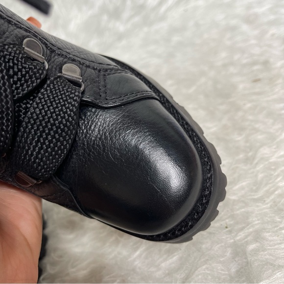 Schutz Zhara Lace-Up Boot in black size 5 - Picture 6 of 14